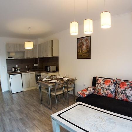 Nasred Grada Apartment Hisarya Exterior photo